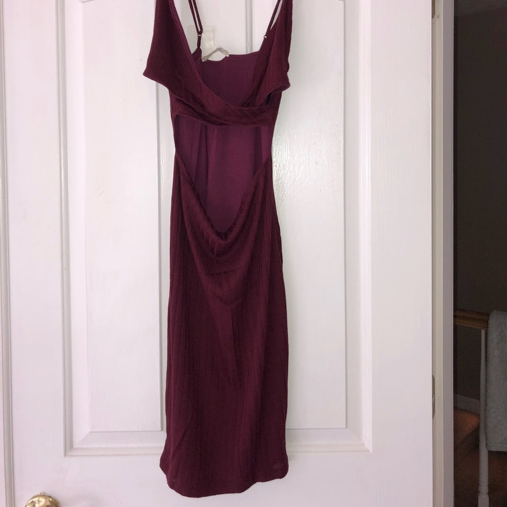 Burgundy open stomach knit dress